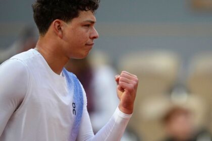 Ben Shelton overtakes Lorenzo Sonego in the first round of the French Open