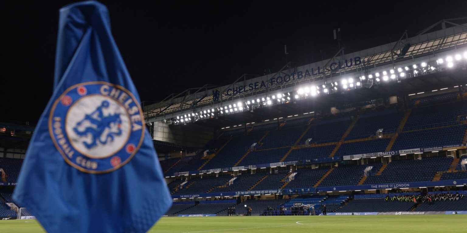 £300,000 a week in talks about permanent moves to join Chelsea