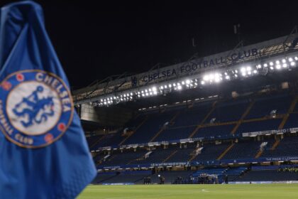 £300,000 a week in talks about permanent moves to join Chelsea
