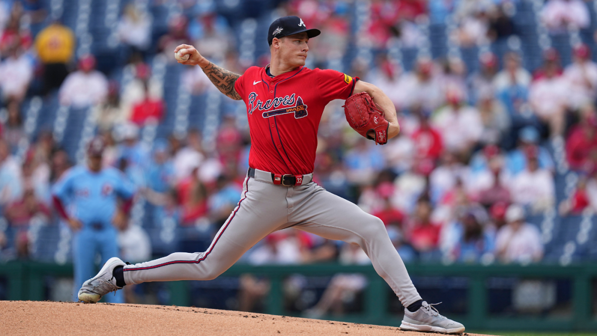AJ Smith Shower injury: Depth-dependent rotation of Braves as pitcher heads towards IL after feeling "pop" on his elbow