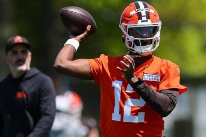 Projected when Cam Ward, Shedur Sanders and other rookie quarterbacks make their NFL debuts