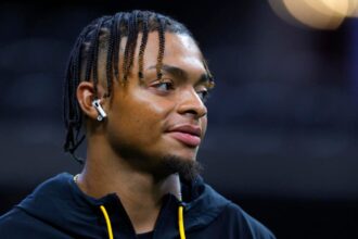 Justin Fields praises the New York Jets for their offensive potential ahead of their debut season: "The Sky's The Limit"