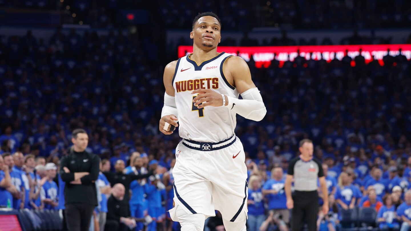 Russell Westbrook of the Nuggets undergoes surgery to correct two breaks in his right hand