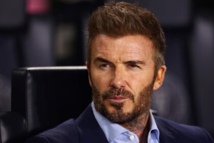 David Beckham criticizes fans who "disrespect" Manchester United players: "It's not okay in my eyes."