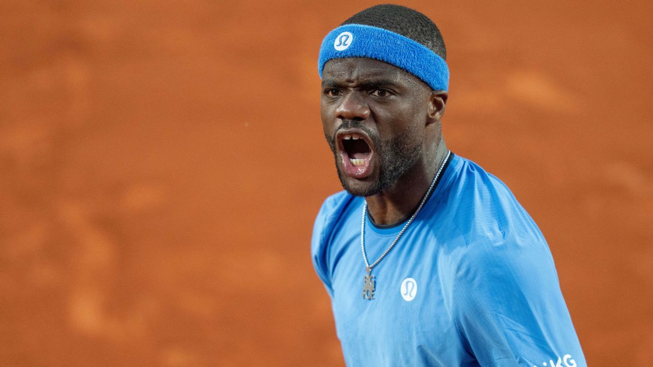 Tearfoe joins Paul as an American man and participates in the French open quarter