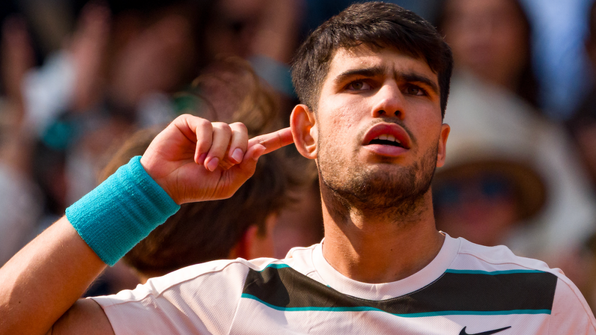 2025 French Open: Carlos Alcaraz overtakes Janik Thinner with a majestic 5-set comeback for the fifth grand slam