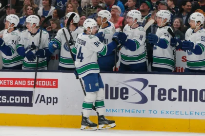 The Abbotsford Canucks defeat the Texas Star and advance to the Calder Cup Finals