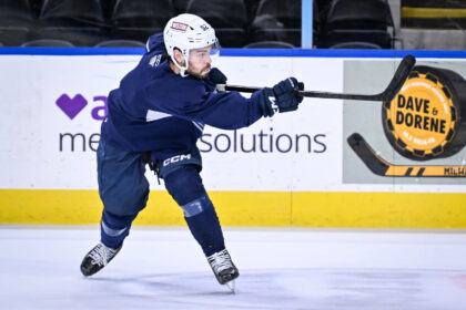 Admiral Milwaukee Mark Friedman has signed a two-year contract in Sweden.