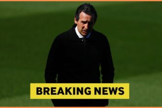 Aston Villa manager Unai Emery plus yellow