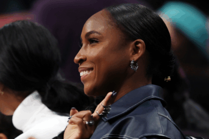 Coco Gauff gets a standing ovation and sits with Kobe Bryant's family in the WNBA game after the French Open Title
