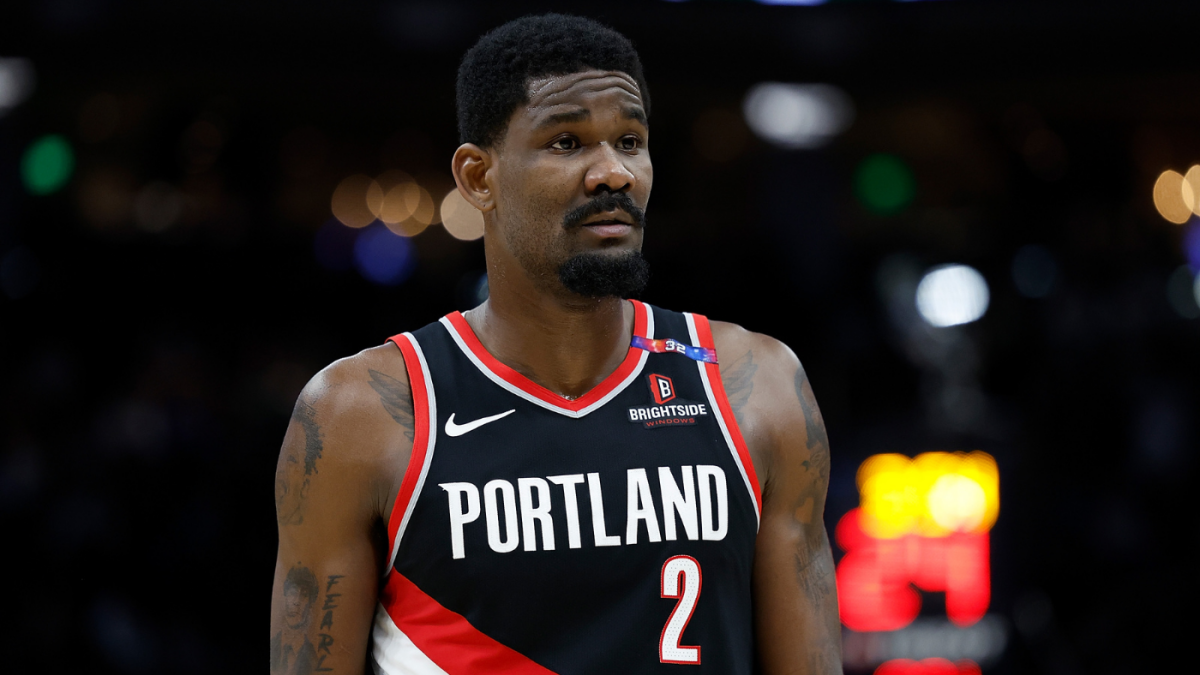 DeAndreaton finalizes a buyout with the Trail Blazers, who will become a free agent, with each report.