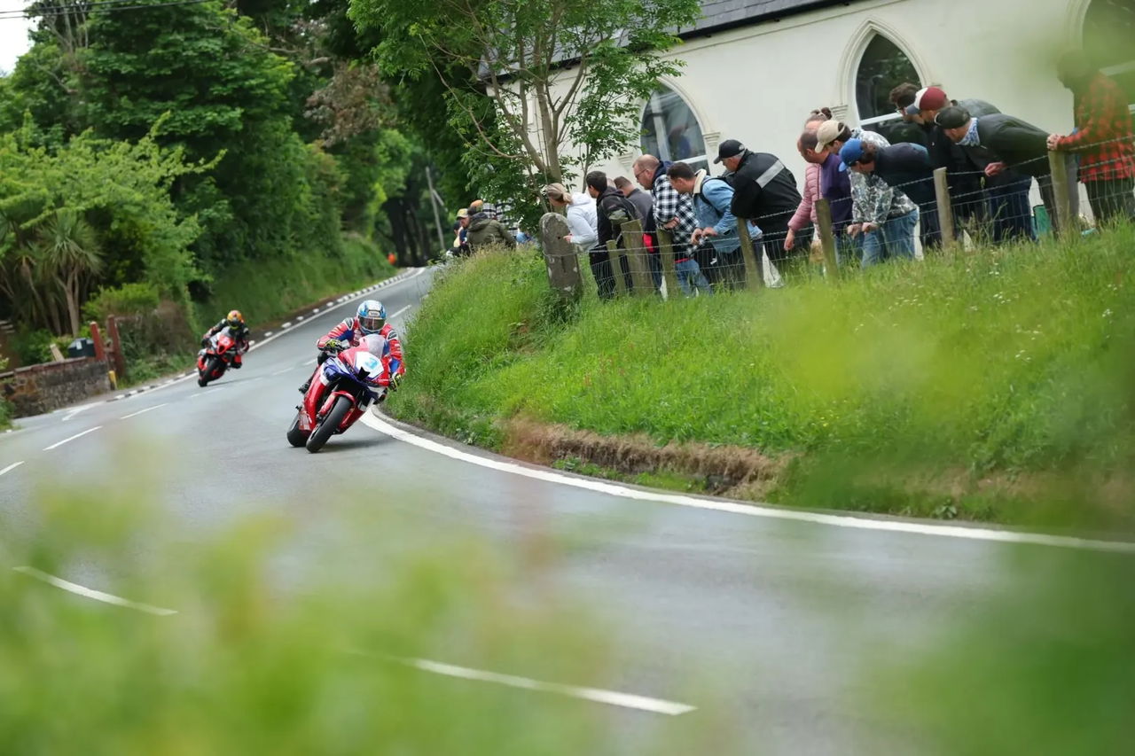 Dean Harrison gives dissatisfaction outlook for the second man TT supersport race