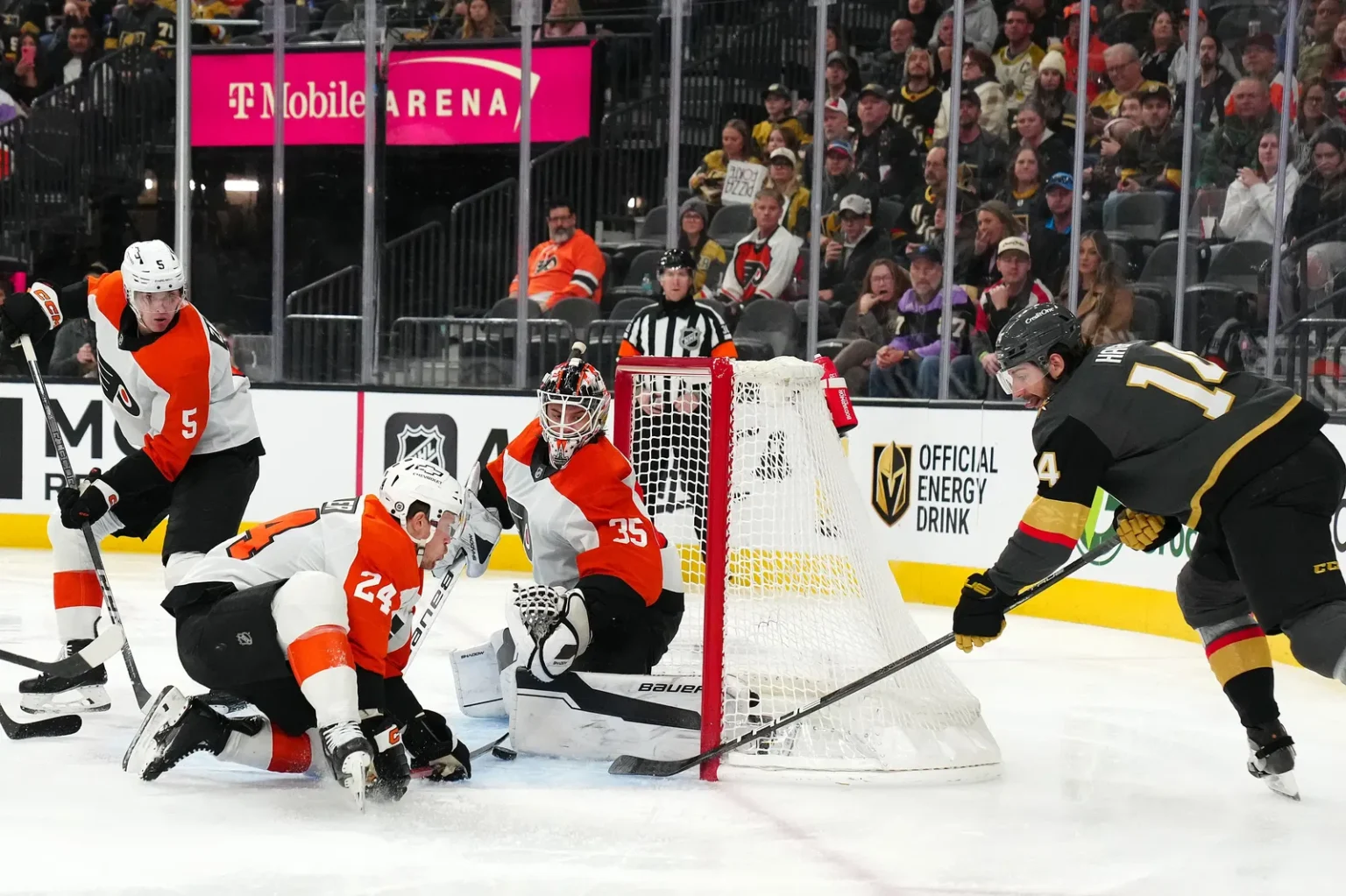Flyers Trade Rumors: Divisional Rivals Trying to Hijack Nicholas Harg Trade