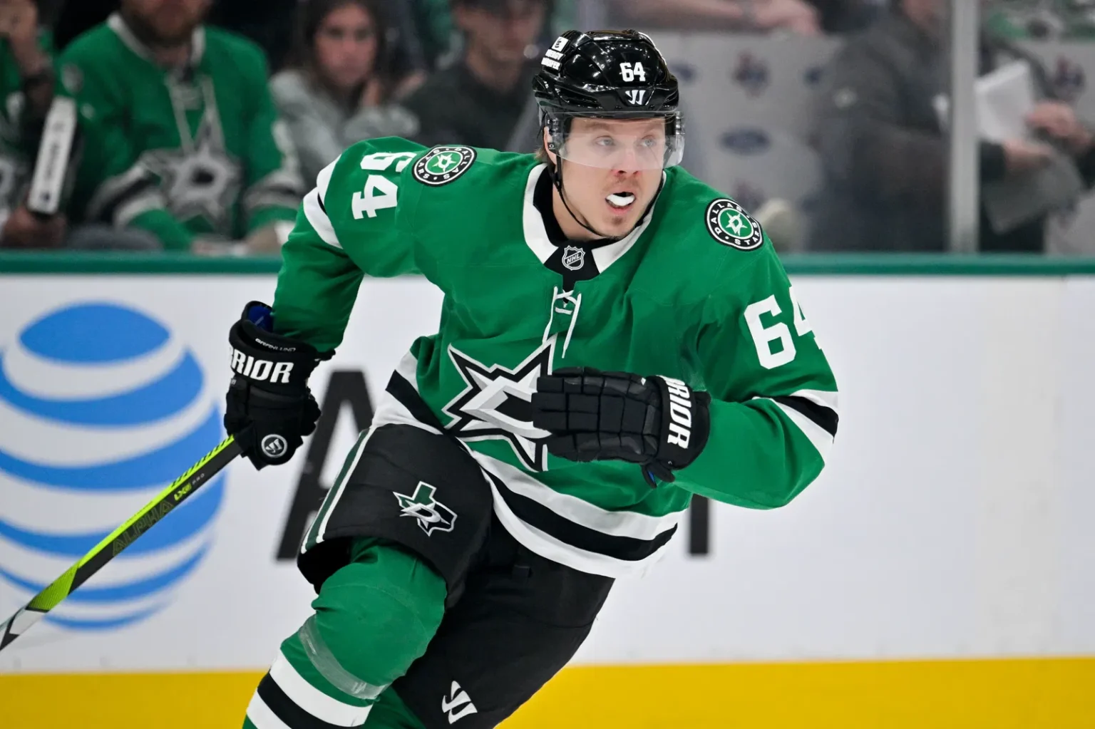 Potential free agent fit for ducks: Middle 6 center