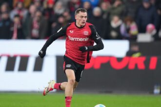 Florian Wirtz in action for Bayer Leverkusen