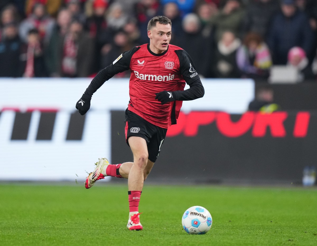 Florian Wirtz in action for Bayer Leverkusen