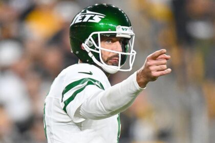 Aaron Rodgers signs with Steelers: Four-time NFL MVP joins Pittsburgh on a one-year deal