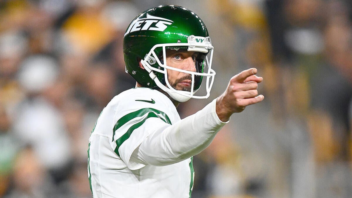 Aaron Rodgers signs with Steelers: Four-time NFL MVP joins Pittsburgh on a one-year deal