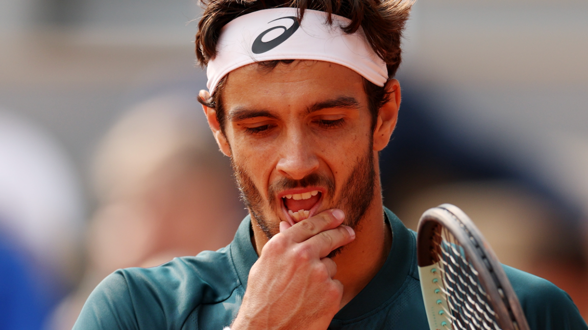 French Open: Lorenzomsetti beats Francis Tiafoe despite kicking the ball at a judge for warning like Portman