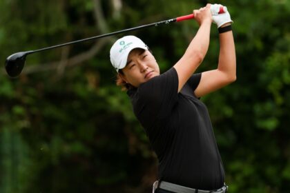 Ilhee Lee has a one-shot lead in ShopRite LPGA Classic