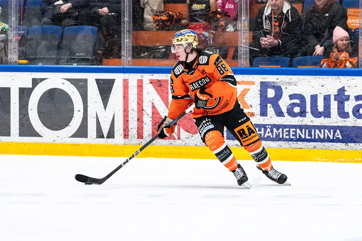 "The NHL was my goal": Jesse Kiiskinen in new deal with Red Wings