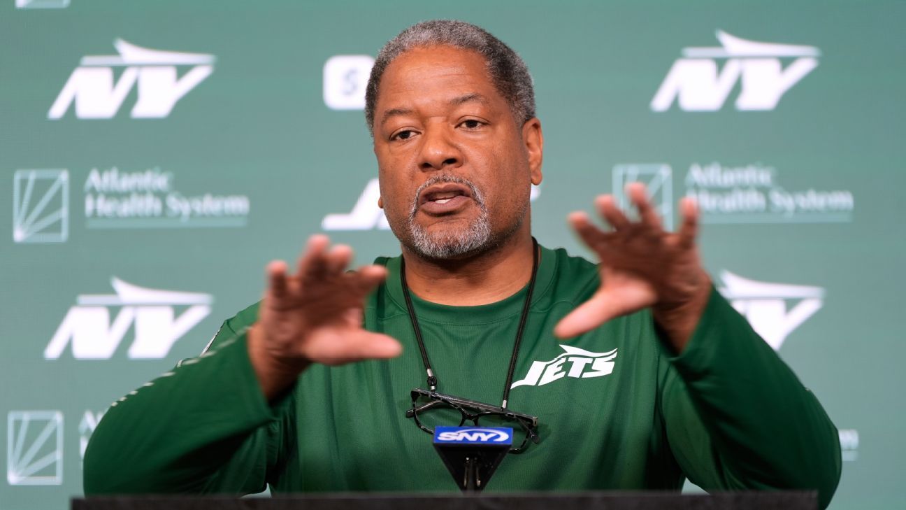 Jets DC Steve Wilkes is trying to fuse the scheme with Aarlong Ren