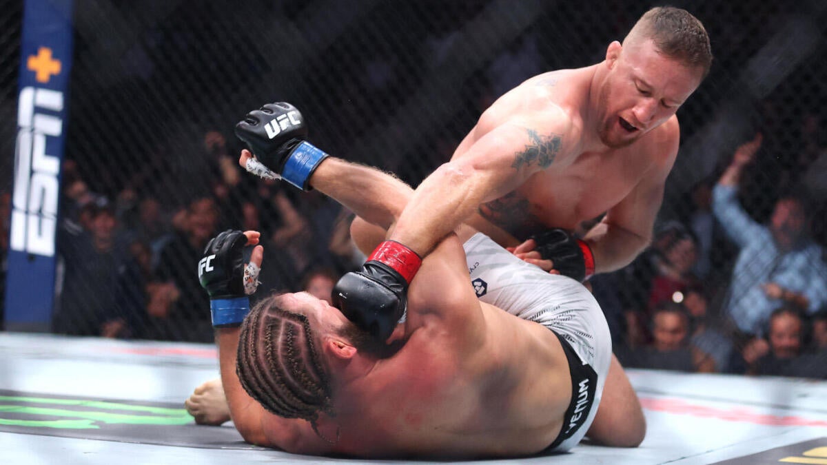 Justin Gesche said to each manager that "just cut my gloves" without a UFC lightweight title shot.