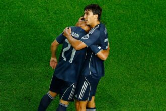 Leeds is set to offer more than other clubs for the 28-goal "Classic Number Nine"