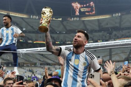 Lionel Messi nominated his "best" player in football history