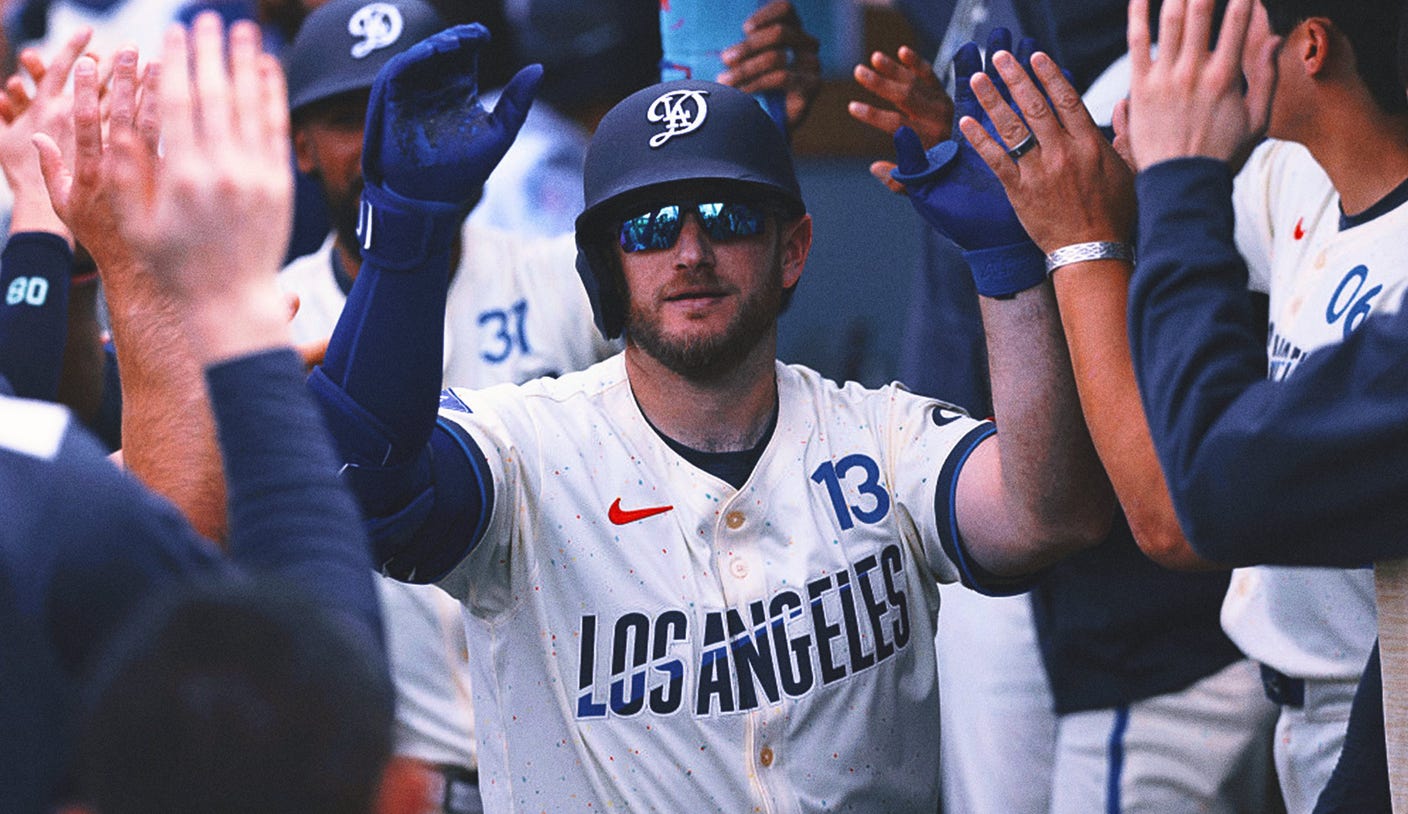 Max Muncy hits his 200th career HR and sparks the Dodgers' offense with a three-run shot
