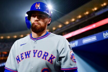 Mets, Brandonnimo discusses the play with Freddie Freeman's flyball in 10 innings: "It's not as routine as it looks."