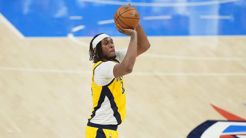 Myles Turner Pacers pic