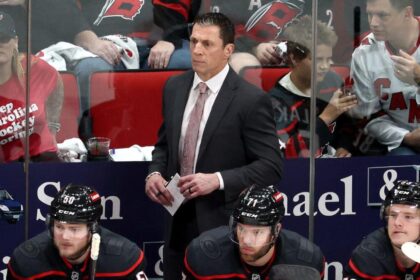 Rod Blinder returns to the handshake line after respecting Paul Maurice's demands