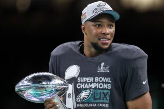 Saquon Barkley Hall of Fame Debate: Why Early Resignation Can Keep Eagles RB out of Canton