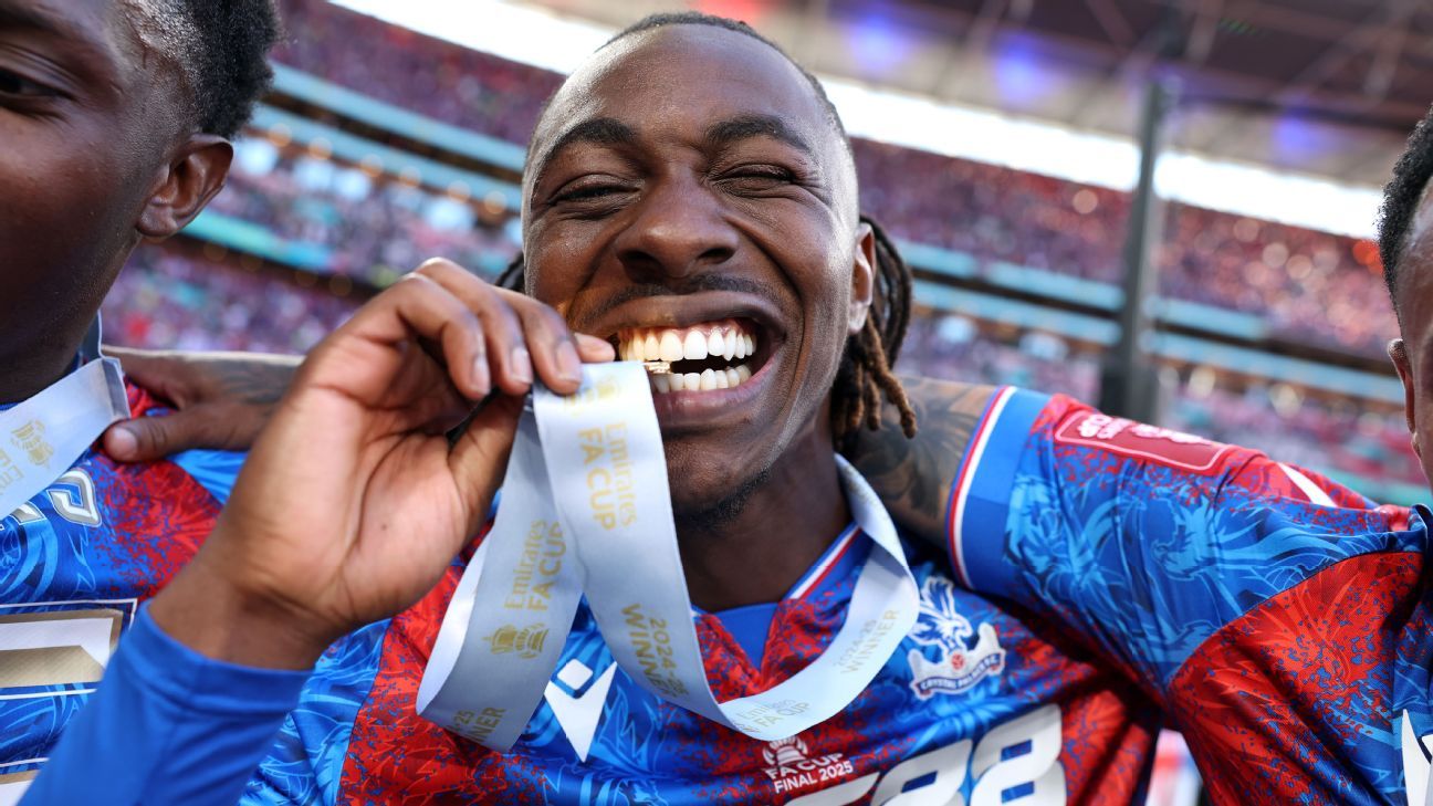 Transfer Rumors, News: Arsenal moves for Eze of the Palace