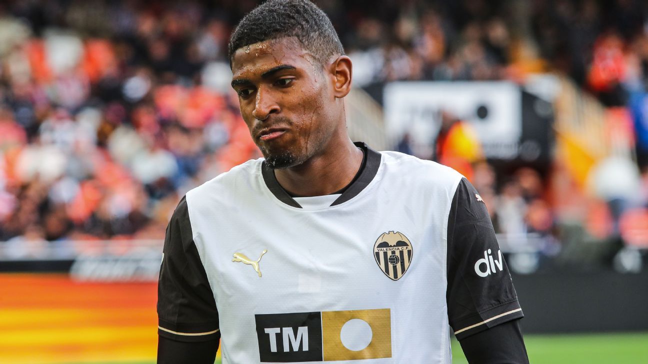 Source: Valencia offers Arsenal Target New Deal