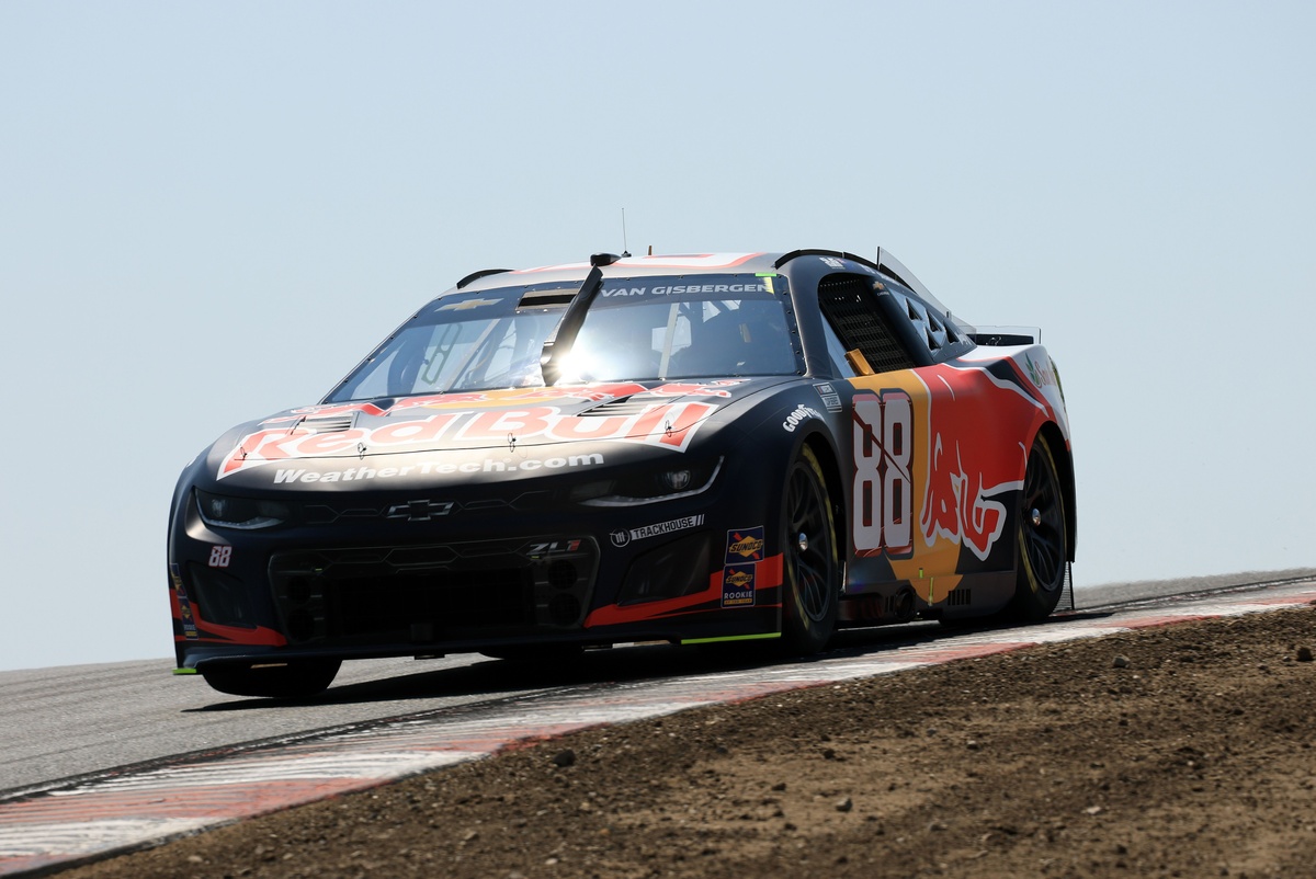 After NASCAR cup pole at Sonoma, Shakes Bergen