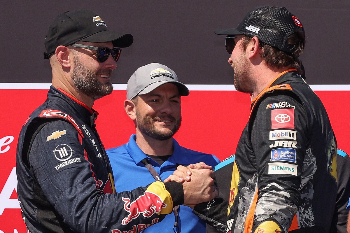 Chase Briscoe compares "incredible" SVG to Michael Jordan on his prime