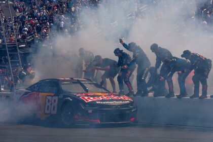 Shane Van Gisbergen expands his winning streak with a fierce NASCAR Cup victory in Sonoma