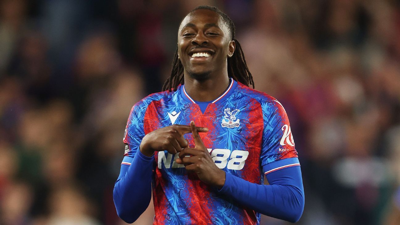 Transfer Rumors, News: Arsenal Battle Bayern for Palace Star Eze