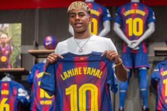 Yamal gave Messi's iconic Barça No. 10 jersey