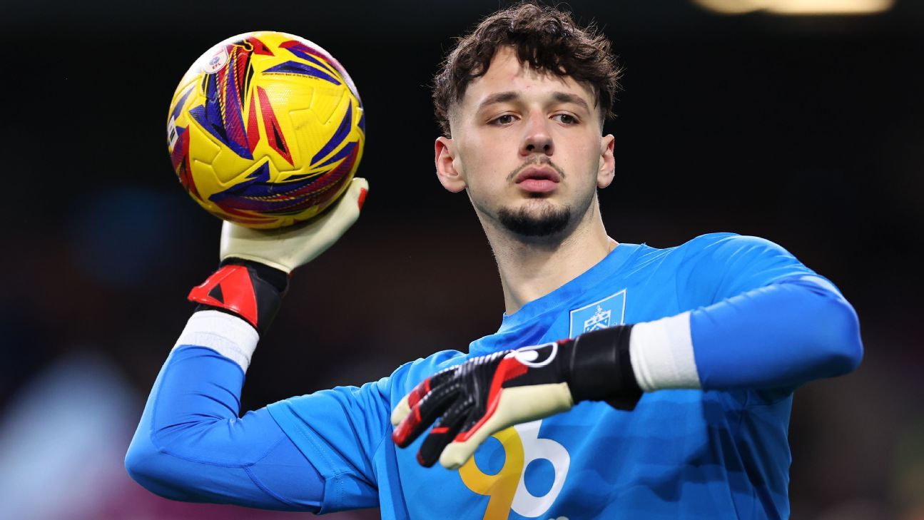Source: Man City considers Burnley GK Trafford