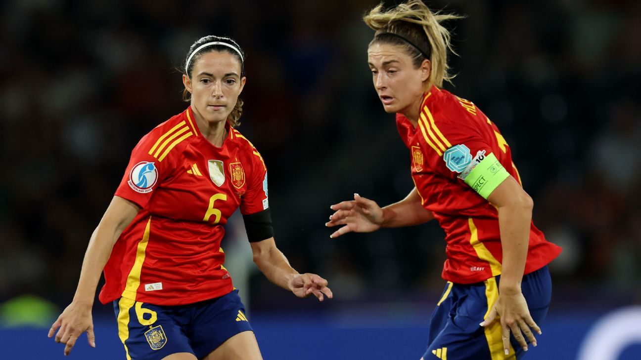 Spain finally has all of Barcelona's midfield stars together