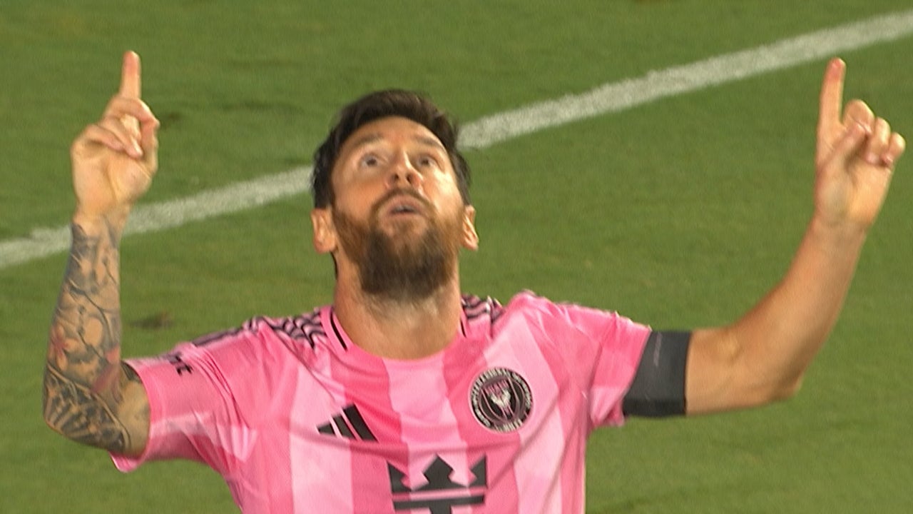 Intermiami's Lionel Messi took the ball from the goalkeeper and scored the second goal for Game vs. Nashville