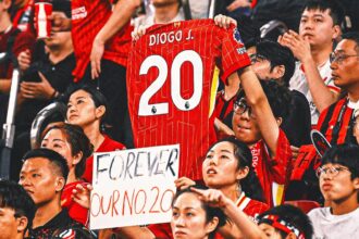 Liverpool creates a permanent commemorative sculpture at Anfield, honoring Diogojota