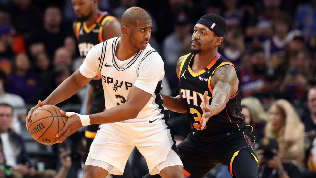How Bradley Beale welcomes Chris Paul to Clipper with elegant gestures