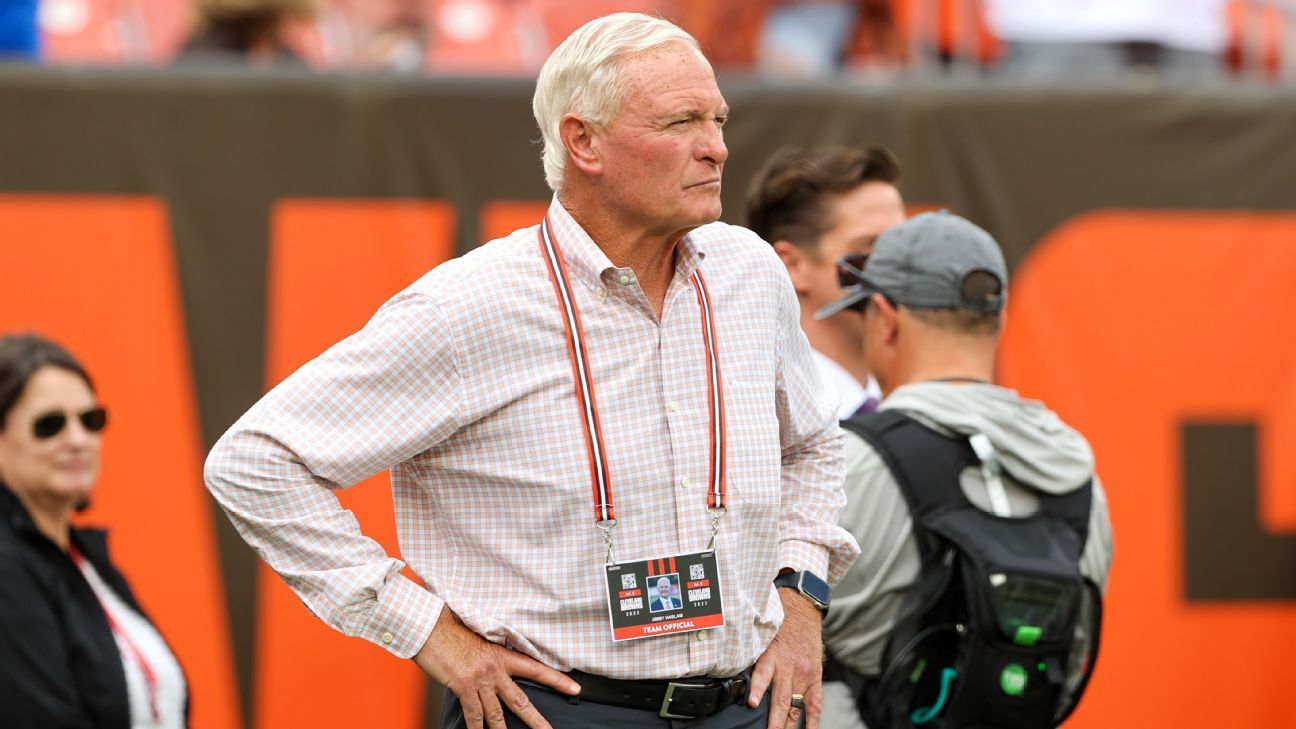 Arch Madness: Browns co-owner downplays Manning in draft talk
