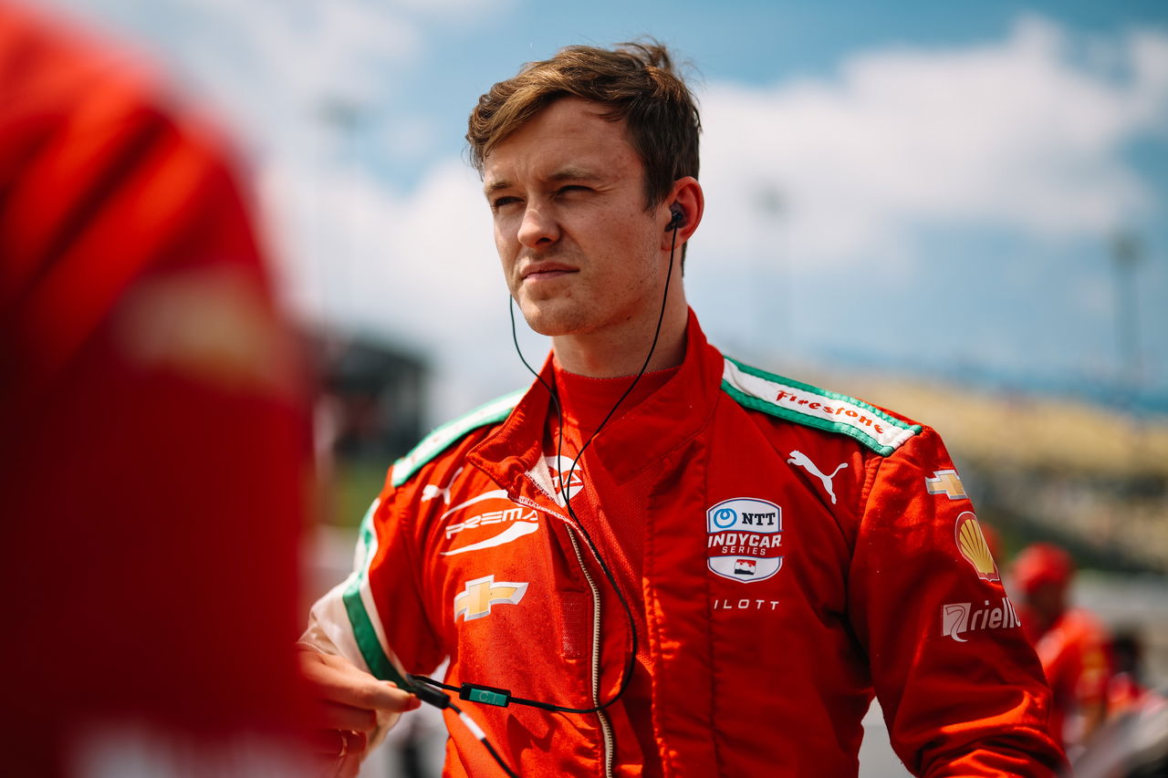 Callum Ilott invites "muppets" driving in Indycar Toronto qualifying