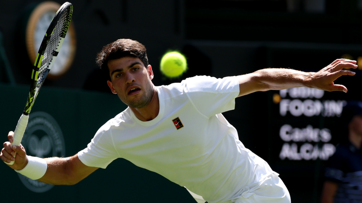 Carlos Alcaraz "Uninspired" first round Wimbledon stretches grass stripes, scared of Fabio Fognini