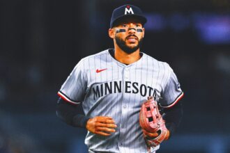 Carlos Correa traded to the Astros: "For him, there was only one team."